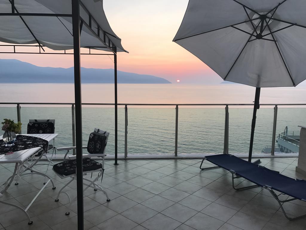 Hakunna Matata Residence & Apartments Vlorë Exterior foto